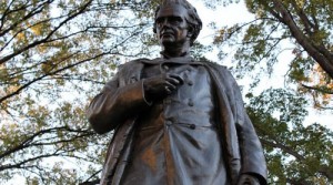 a_caballero_statue_500x279